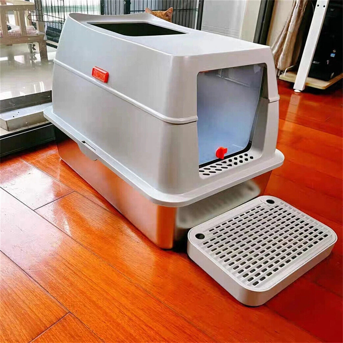 Stainless Steel Enclosed Cat Litter Box With Lid And Scoop