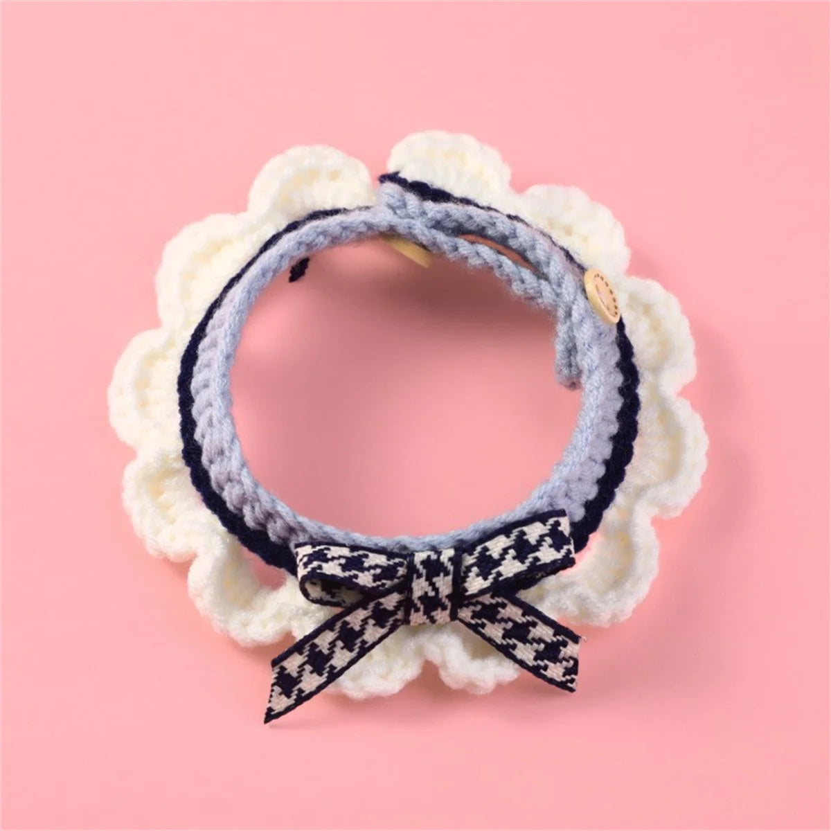 Adjustable Handknit Bow Collar For Cats And Puppies